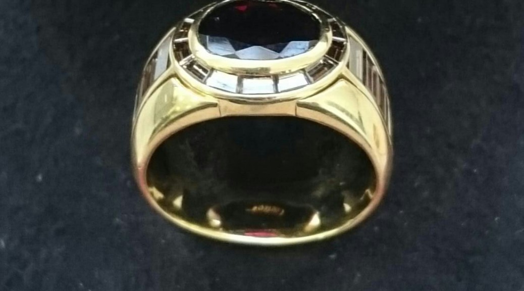 Goldener Ring