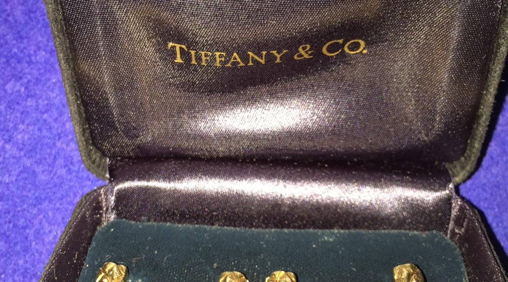 Goldene Tiffany Manschettenknöpfe